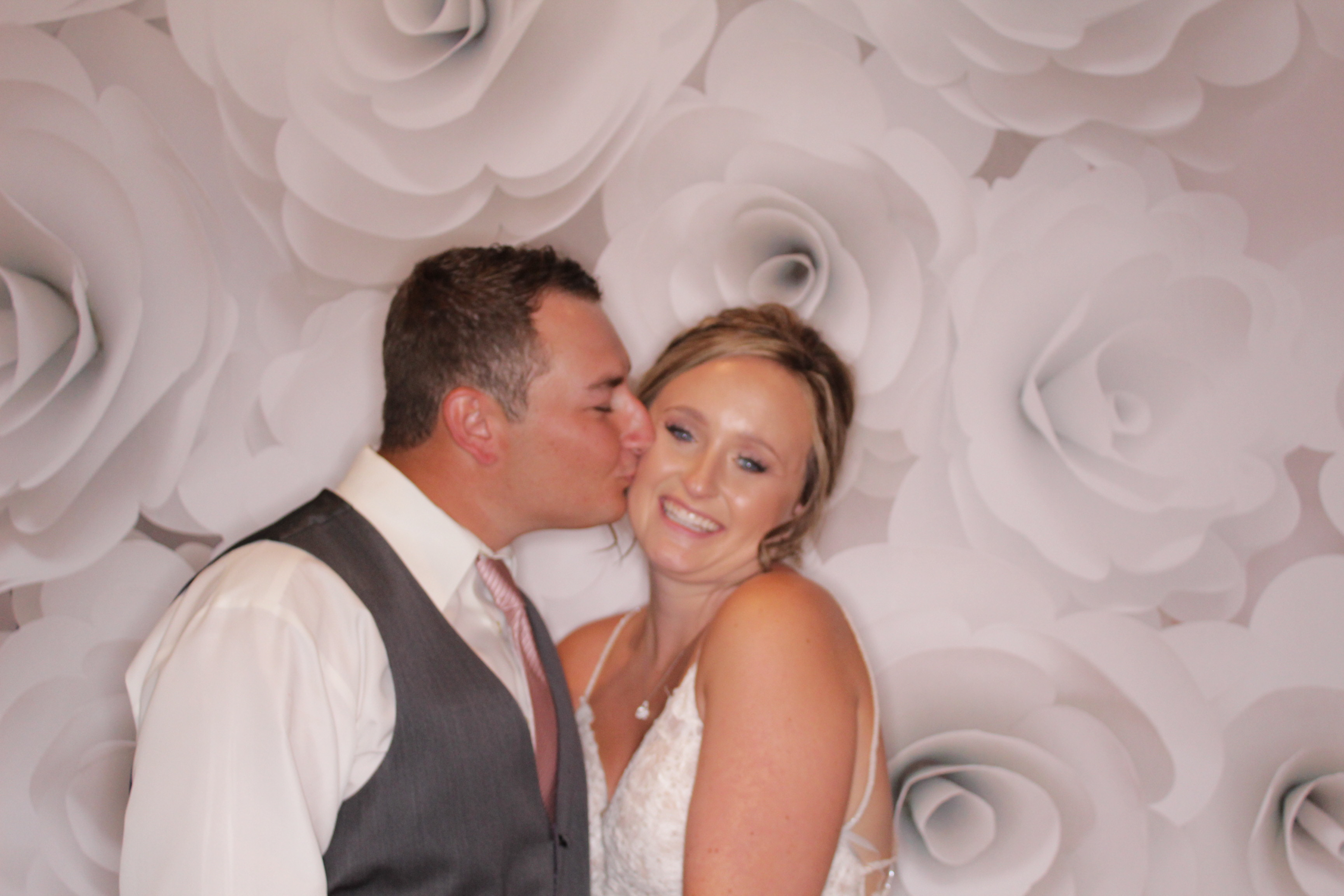 McKenzie & Ryan's Wedding | View more photos from the event at gallery.photoboothbillings.com/u/PhotoBoothBillings/McKenzie-Ryans-Wedding